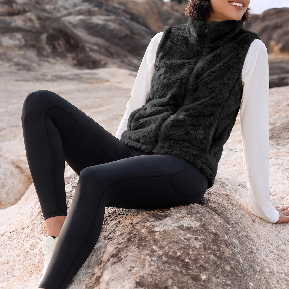 Women's Sherpa Fleece Vest Zip Up Lightweight Sleeveless Jacket with Pockets Soft Warm Casual Outerwear for Fall and Winter